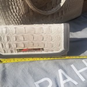 Brahmin wallet